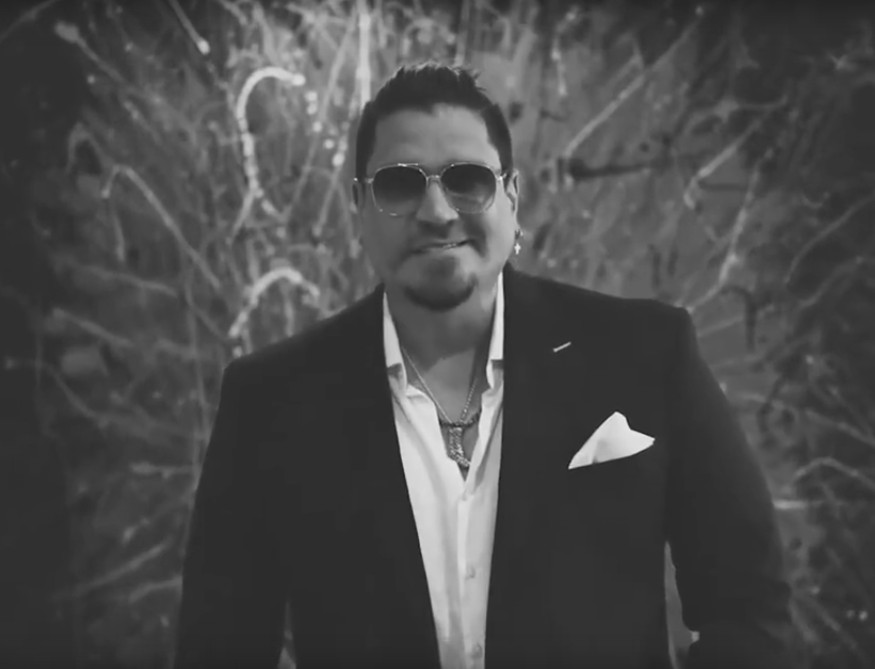 Retrato de Charly Meier en blanco y negro